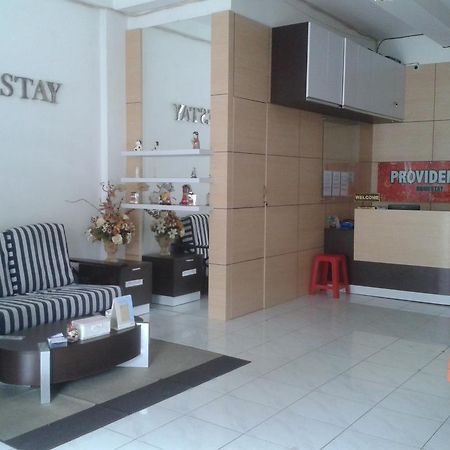 Providence Homestay Surabaya Exterior photo