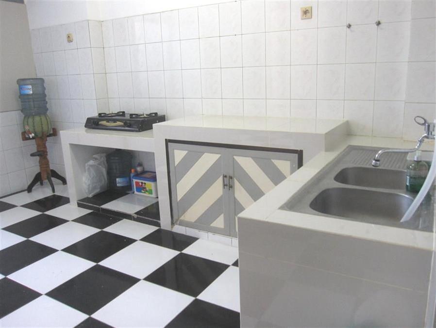 Providence Homestay Surabaya Exterior photo